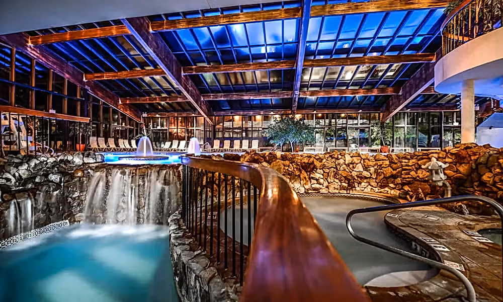 Overview of indoor pools at Minerals Hotel