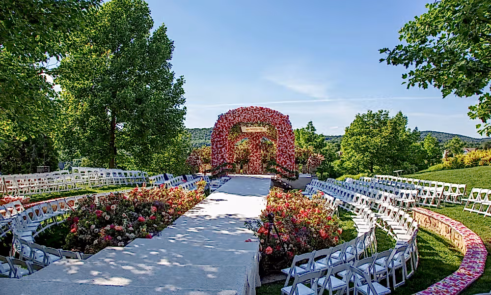 Ampitheater wedding ceremony